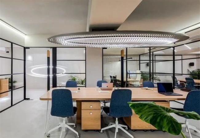 时尚又好看的合肥办公室空间装修，如何营造“大”气感