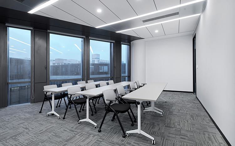 300-500平米的办公室装修要怎么样装修比较好呢？