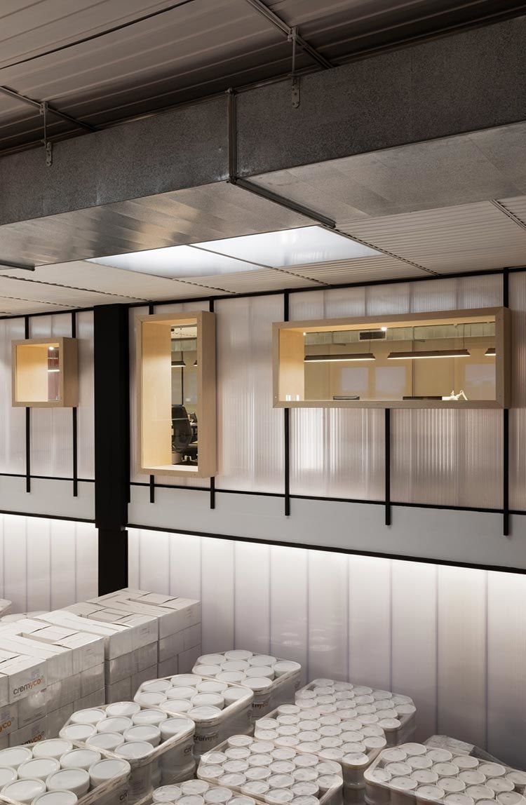 520平方米食品公司厂房办公室装修，美学与功能兼具